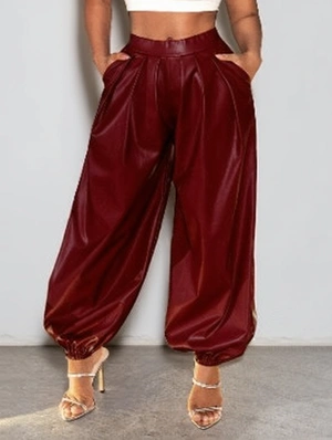 Irregular Ruched Leather Knickerbockers Pants