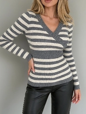 Stripe Buttoned Long Sleeve Knit Top