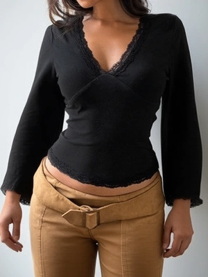 Lace V Neck Batwing Sleeve T-shirts