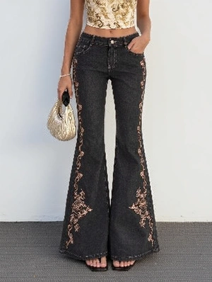 Retro Floral Embroidered Slim Flare Denim Pants