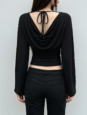 Chic Tie Back Cinched Waist Flare Sleeve Tee