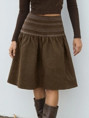 Chic Lace Spliced Studded A Line Flared Skirt