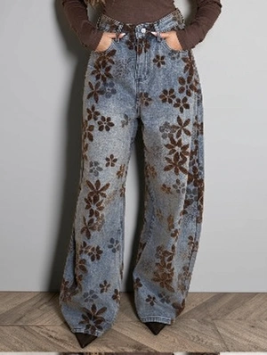 Chic Contrast Floral Flocked Print Denim Pants
